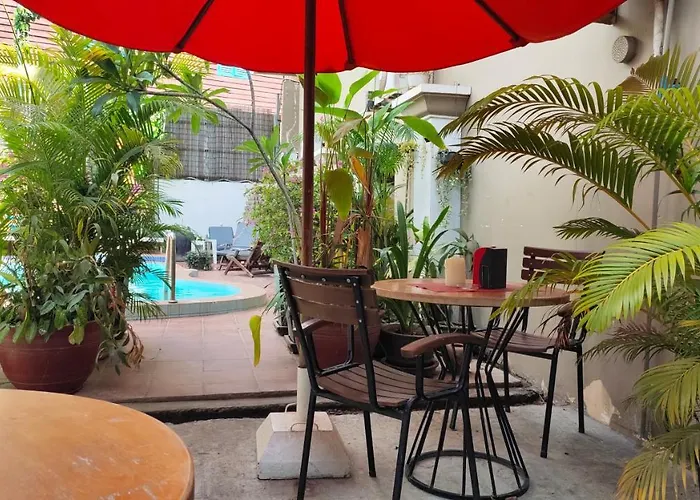 Hotel La Du Bonheur 3*