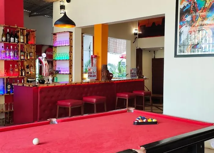 Hotel La Du Bonheur 3*
