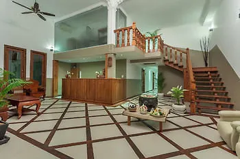 La Du Bonheur Hotel 3*