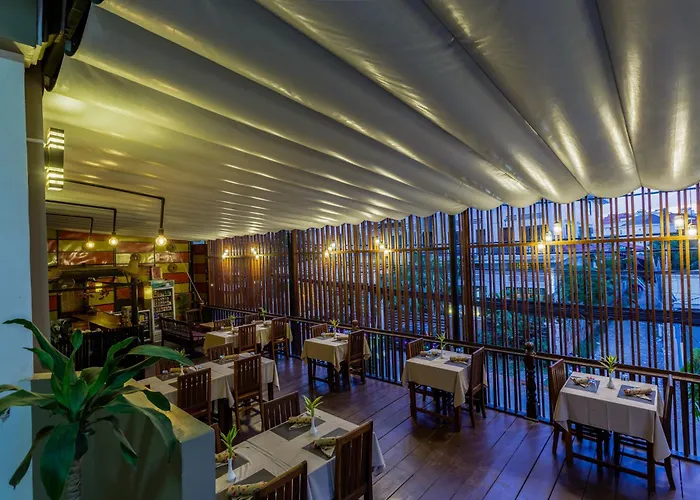 Hotel La Du Bonheur 3*